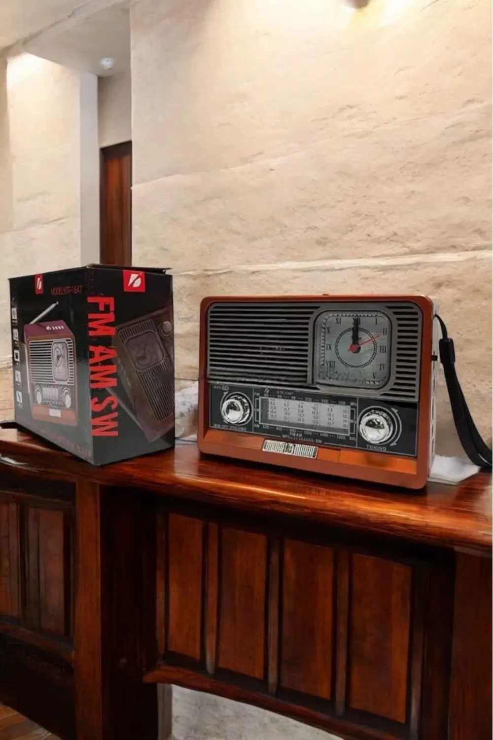 Nostaljik Görünümlü Usb Girişli Bluetooth Bağlantılı Radyo