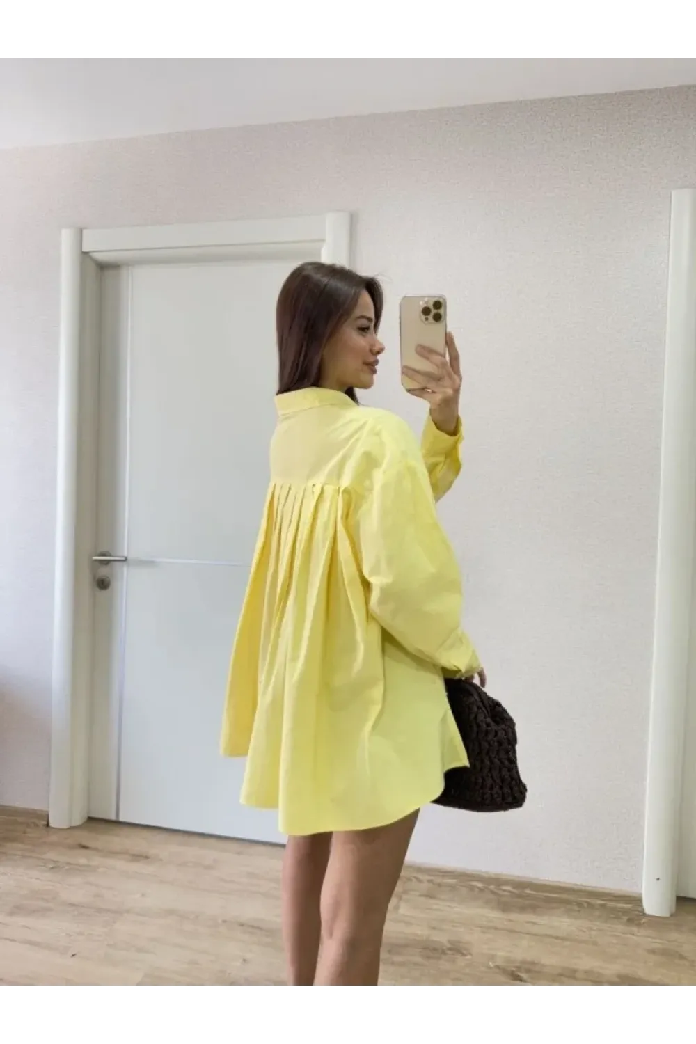 Oversize Pens Detaylı Cepli Yırtmaçlı Rahat Kalıp Poplin Gömlek - Sarı