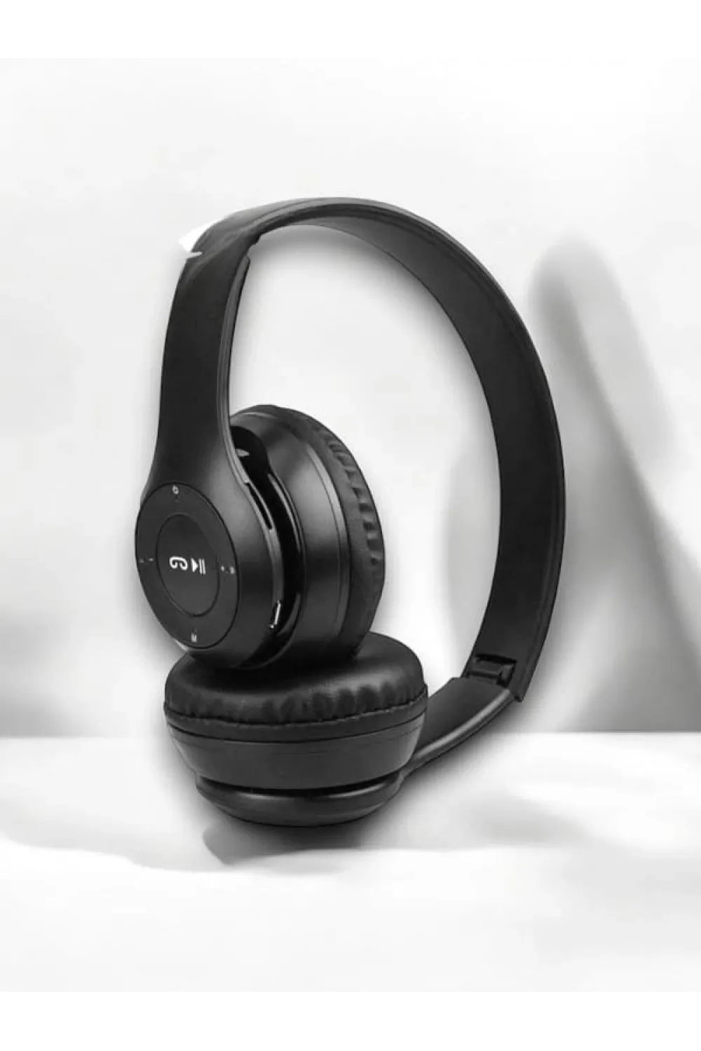 P47 Kulak Üstü Bluetooth Kulaklık