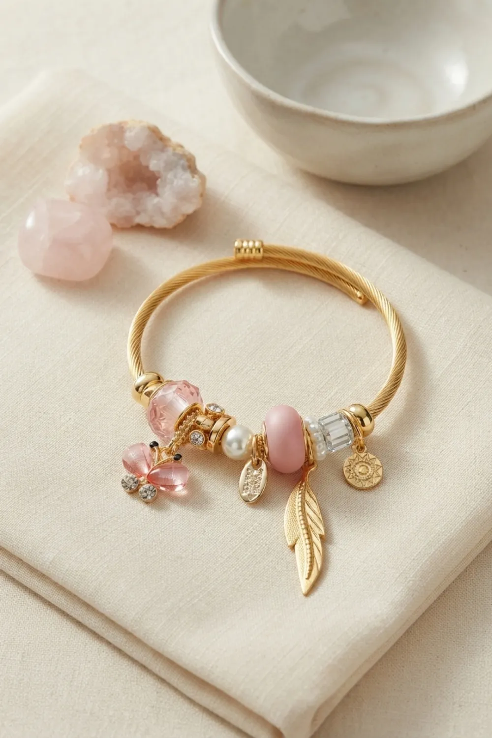 Pembe Kelebek Model Charmlı Bileklik