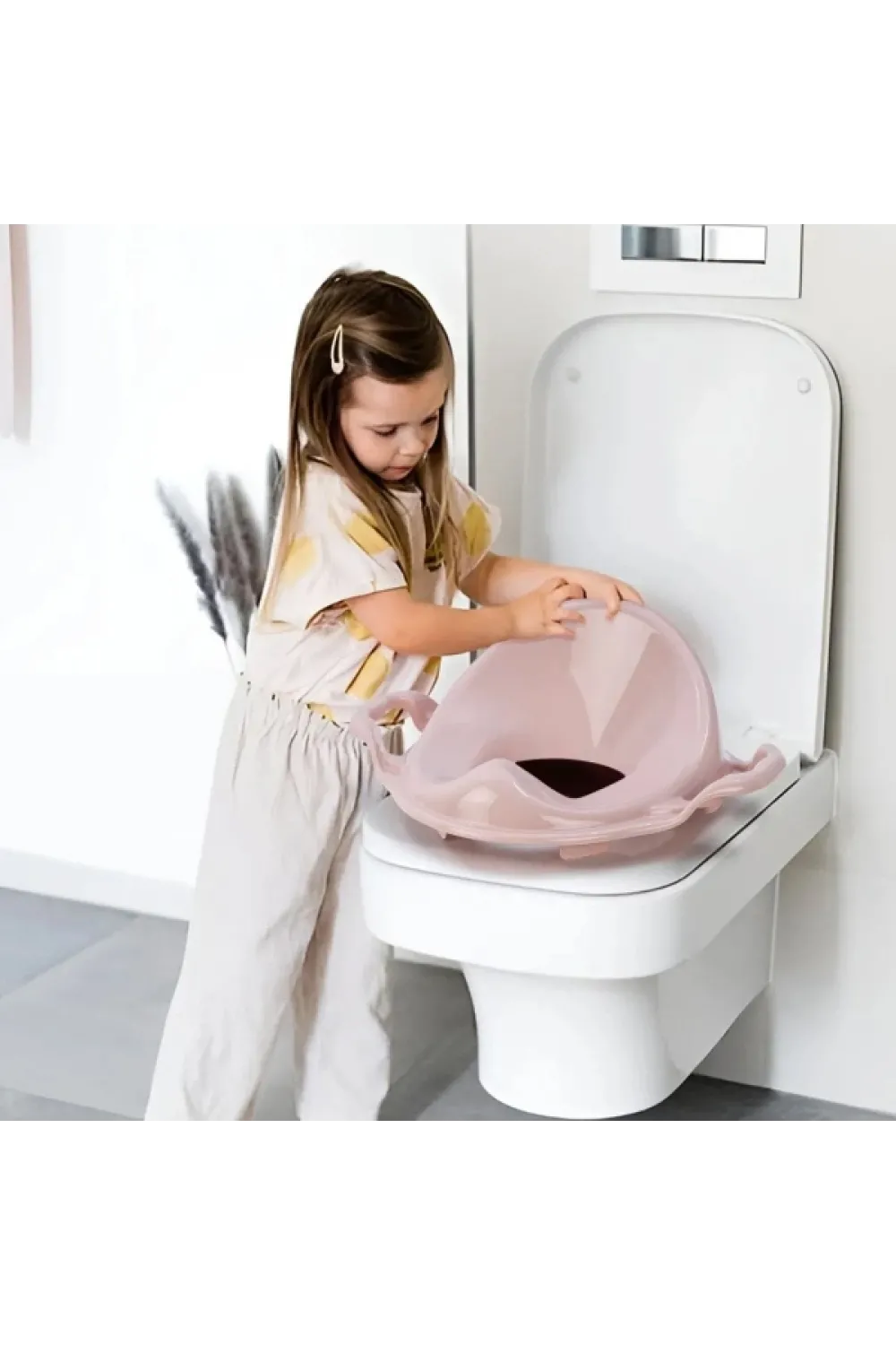 Pembe Kulplu Çocuk Klozet Adaptörü
