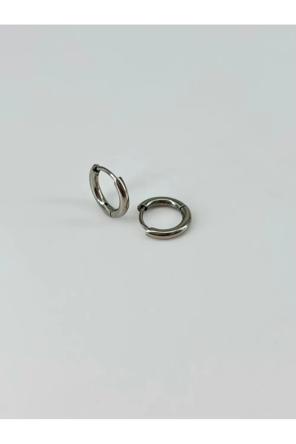 Rodyum  Çelik Erkek Küpe Çap (7 Mm) Kalınlık (2 Mm) - Ekp0026