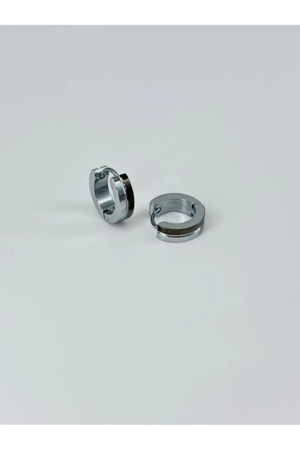 Rodyum Ve Siyah  Çelik Erkek Küpe Çap (9 Mm) Kalınlık (4 Mm) - Ekp0007