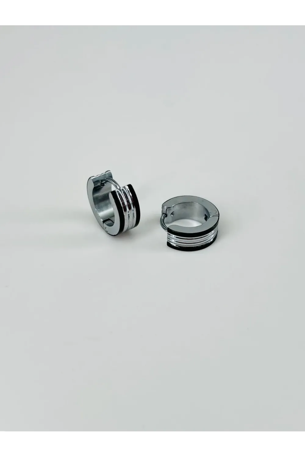 Rodyum Ve Siyah Çelik Erkek Küpe Çap (9 Mm) Kalınlık (5 Mm) - Ekp0009