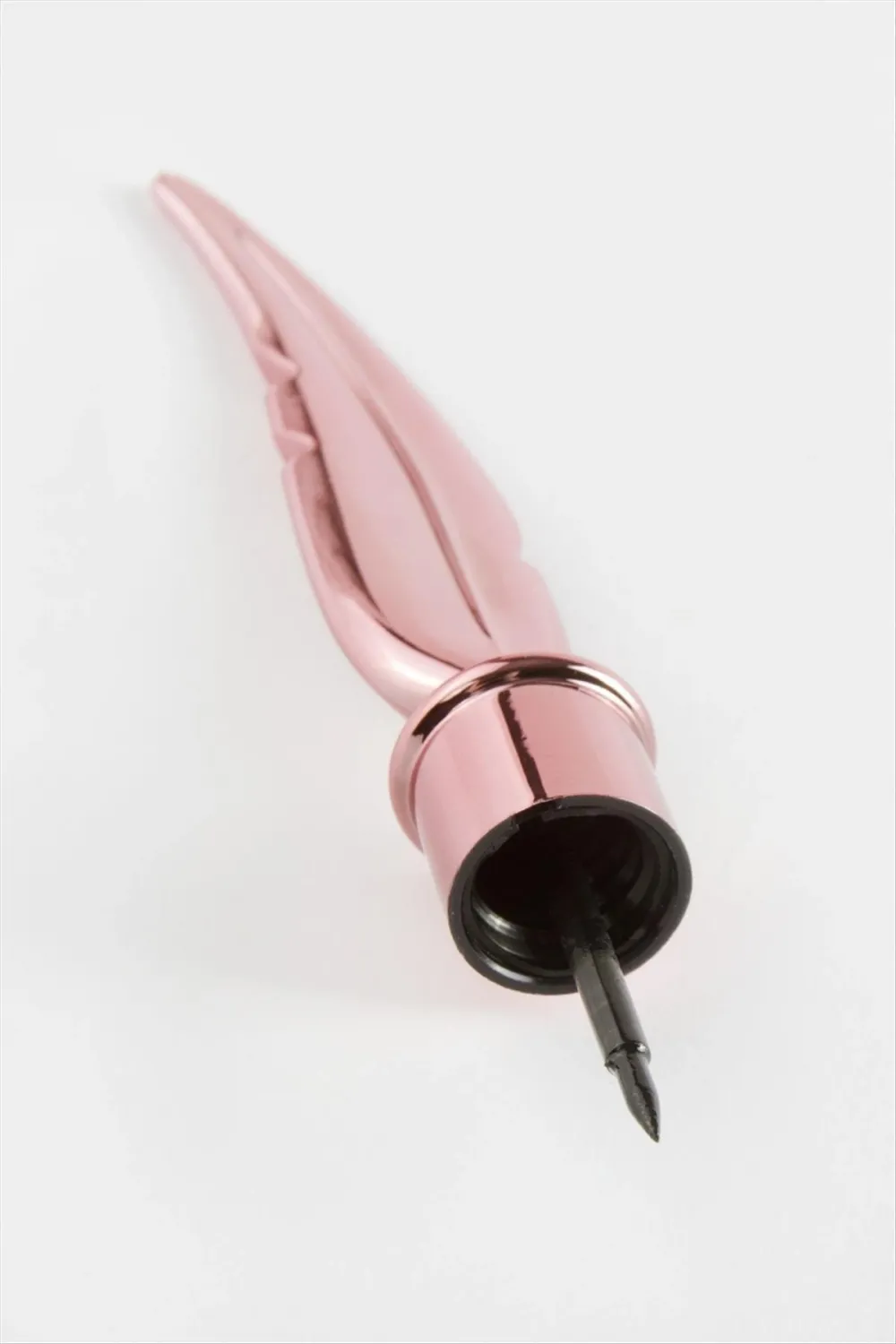 Rose Yaprak Eyeliner
