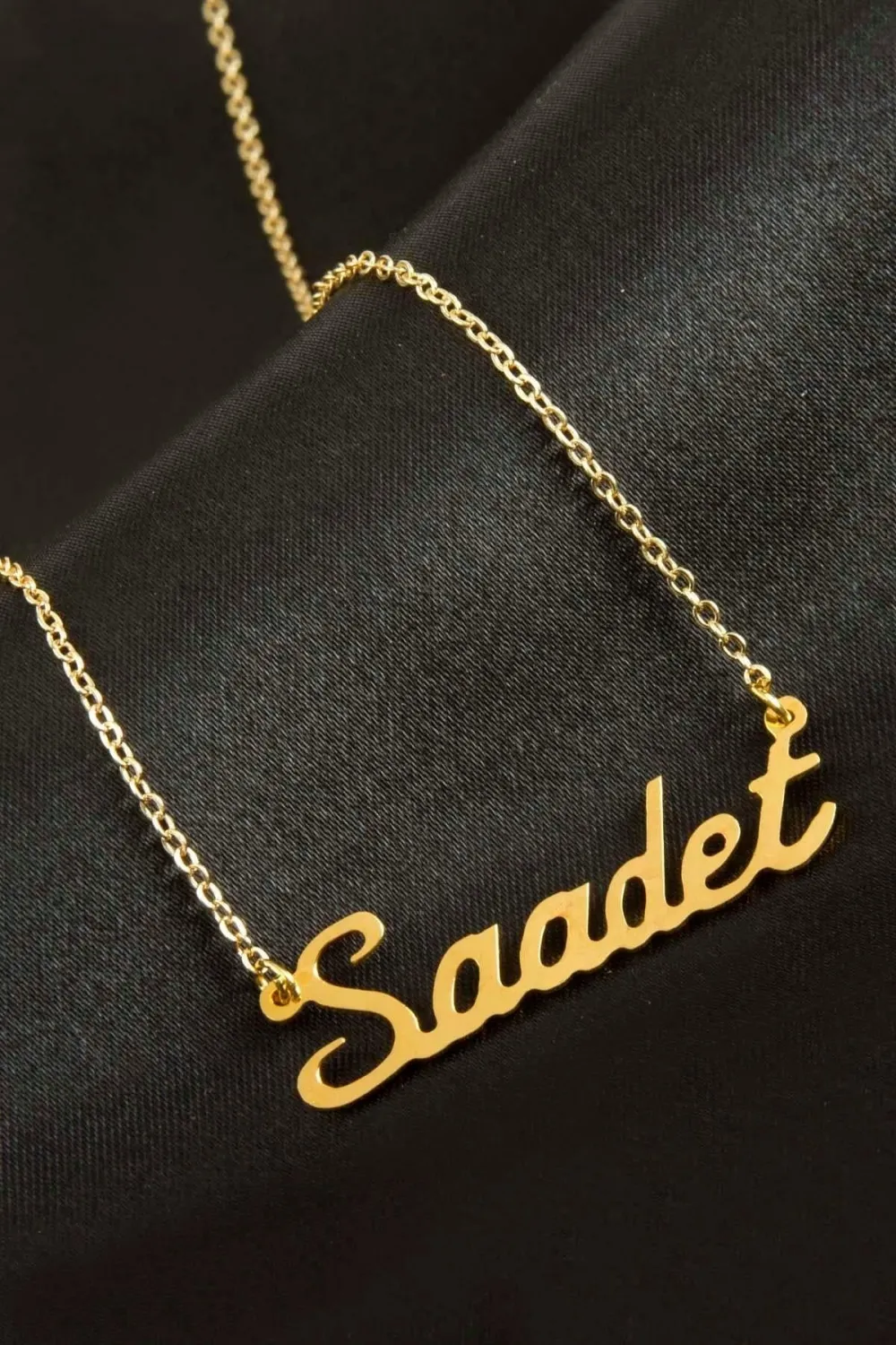 Saadet İsimli Kolye (Kişiye Özel)