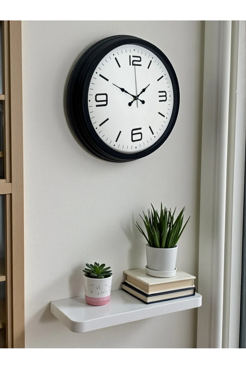 Sade & Şık Siyah 40 Cm Metal Dekoratif Duvar Saati