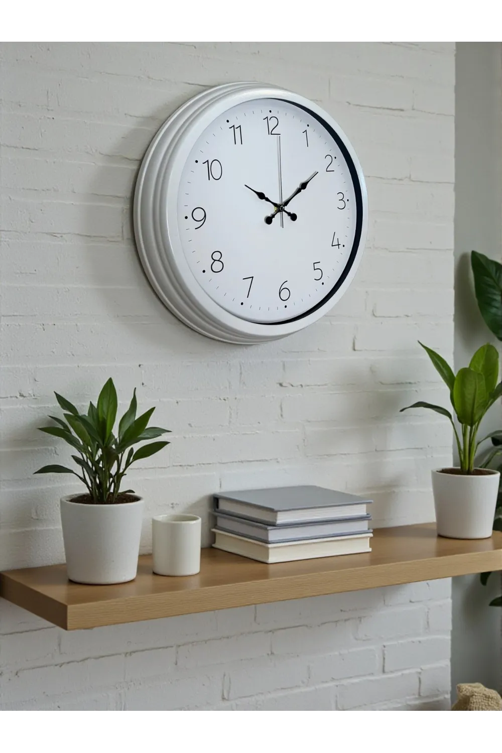 Sade Tasarım Beyaz 40 Cm Metal Standart Duvar Saati