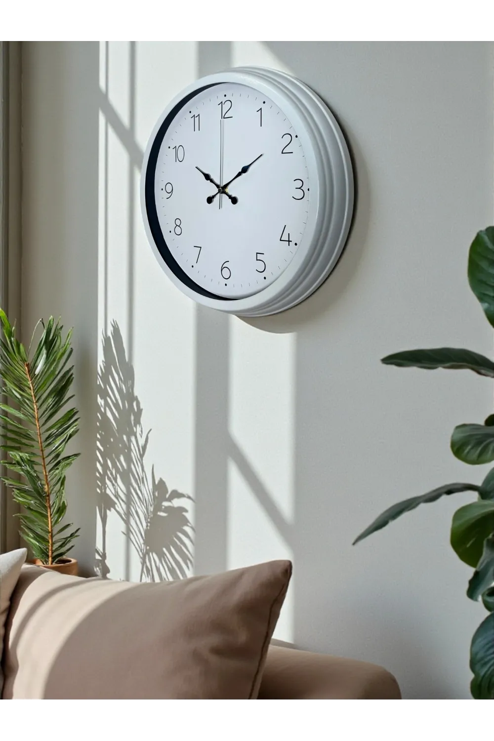 Sade Tasarım Beyaz 40 Cm Metal Standart Duvar Saati