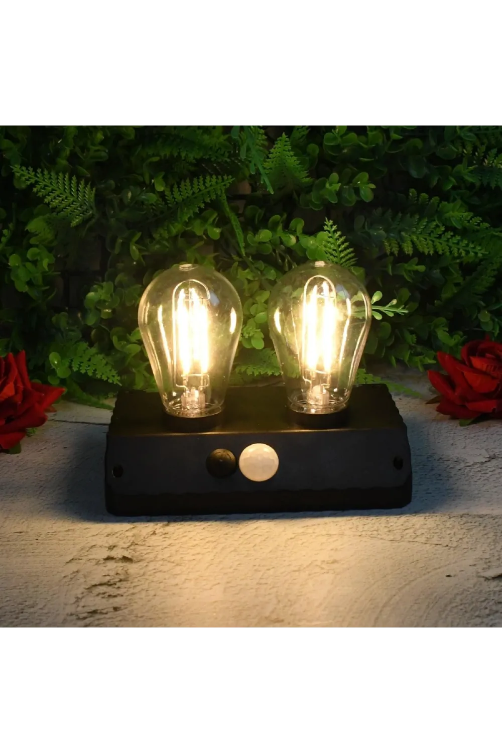 Sensörlü Solar İkili LED Ampul Lamba - Çift Başlıklı - Güneş Enerjili Aydınlatma