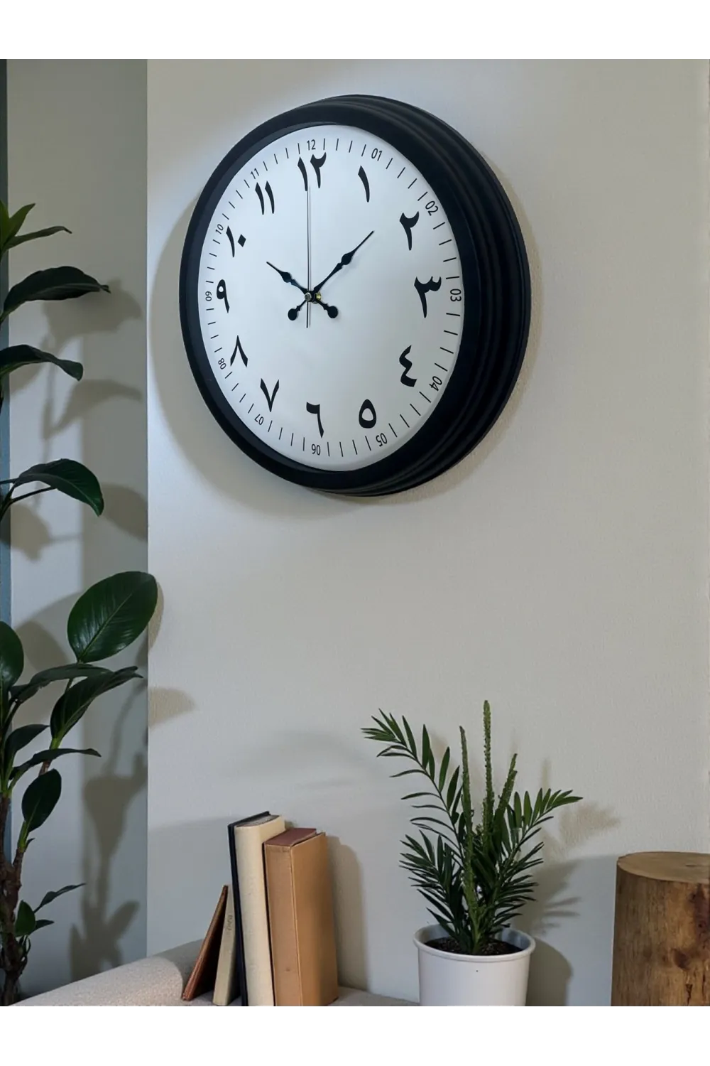 Siyah Arapça Rakamlı 40 Cm Metal Duvar Saati