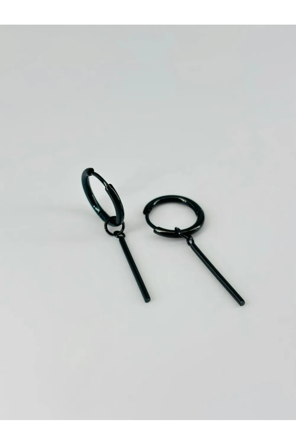 Siyah  Çelik Erkek Küpe Çap (12 Mm) Kalınlık (2 Mm) - Ekp0029