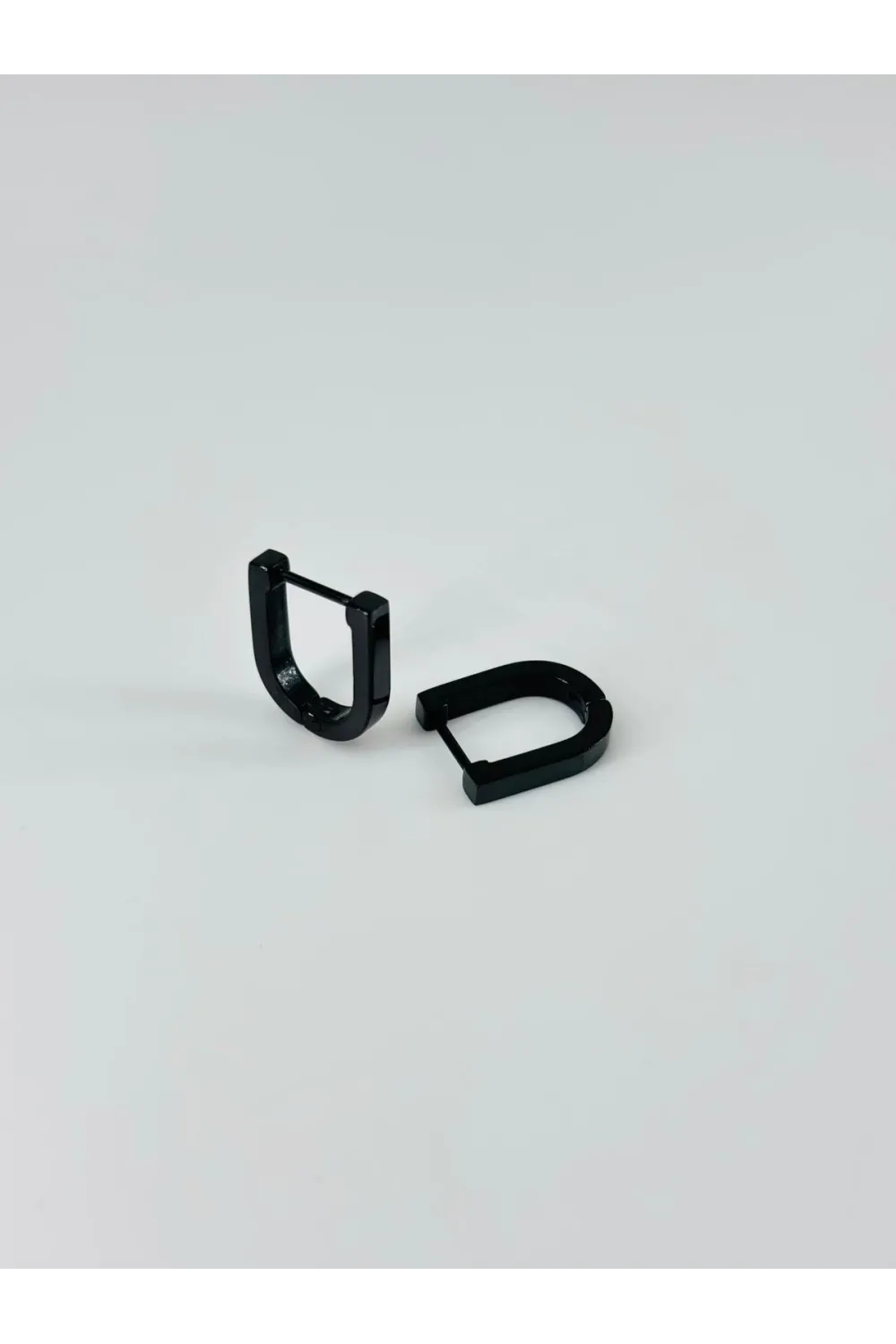 Siyah Çelik Erkek Küpe Çap (9 Mm) Kalınlık (3 Mm) - Ekp0016