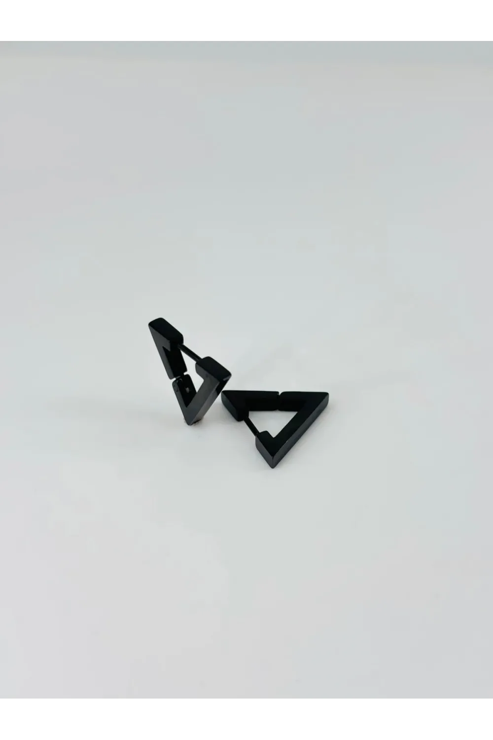 Siyah Çelik Erkek Küpe Çap (9 Mm) Kalınlık (3 Mm) - Ekp0021