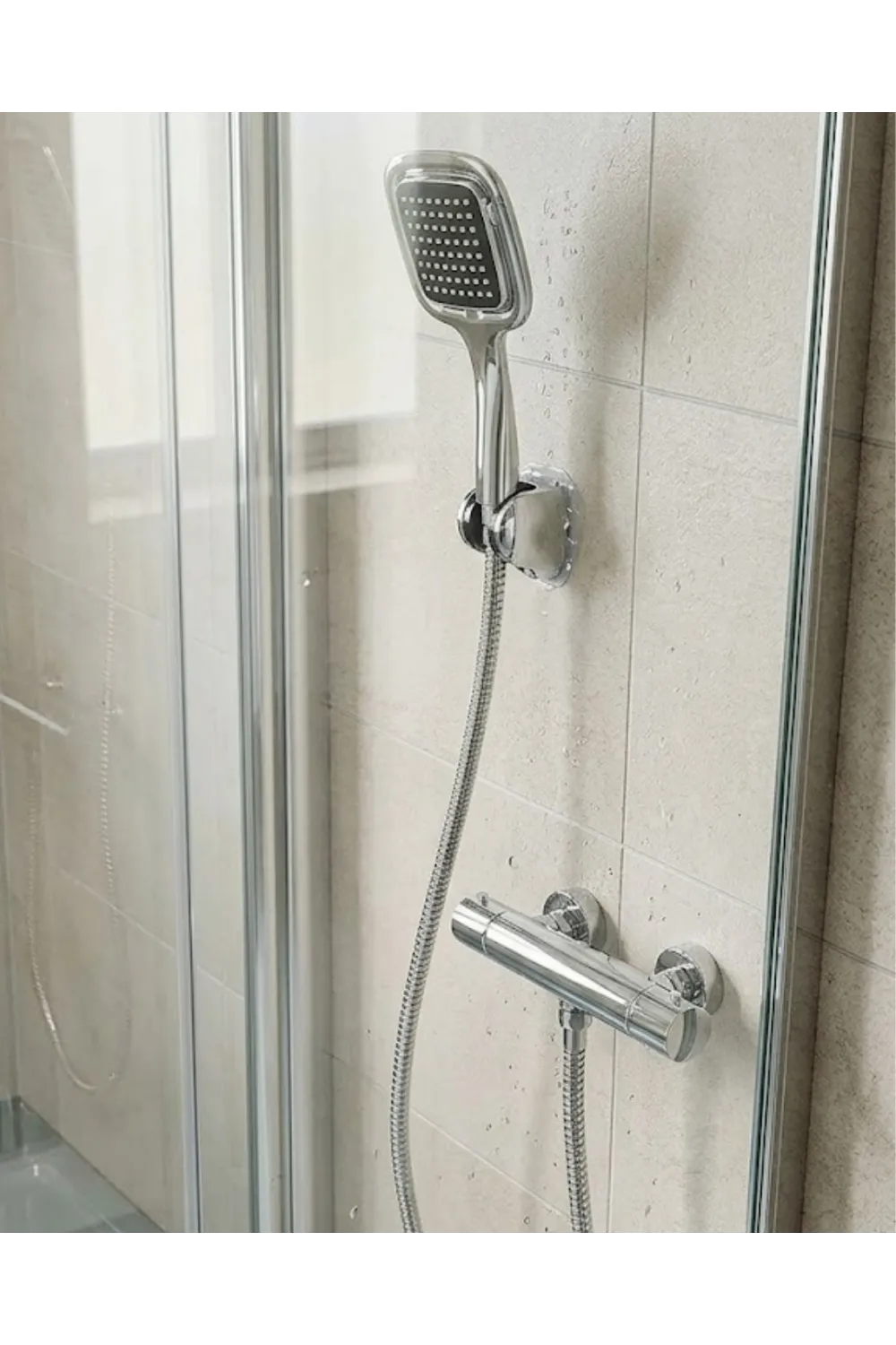 Siyah Duş Başlığı Seti Spiral Hortumlu El Duşu Ve Duvar Askısı Banyo Seti