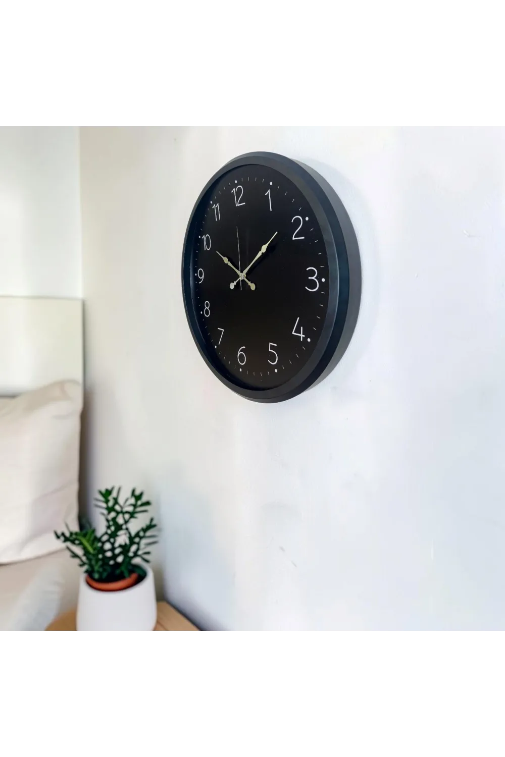 Siyah Elegance 52 x 52 Cm Duvar Saati