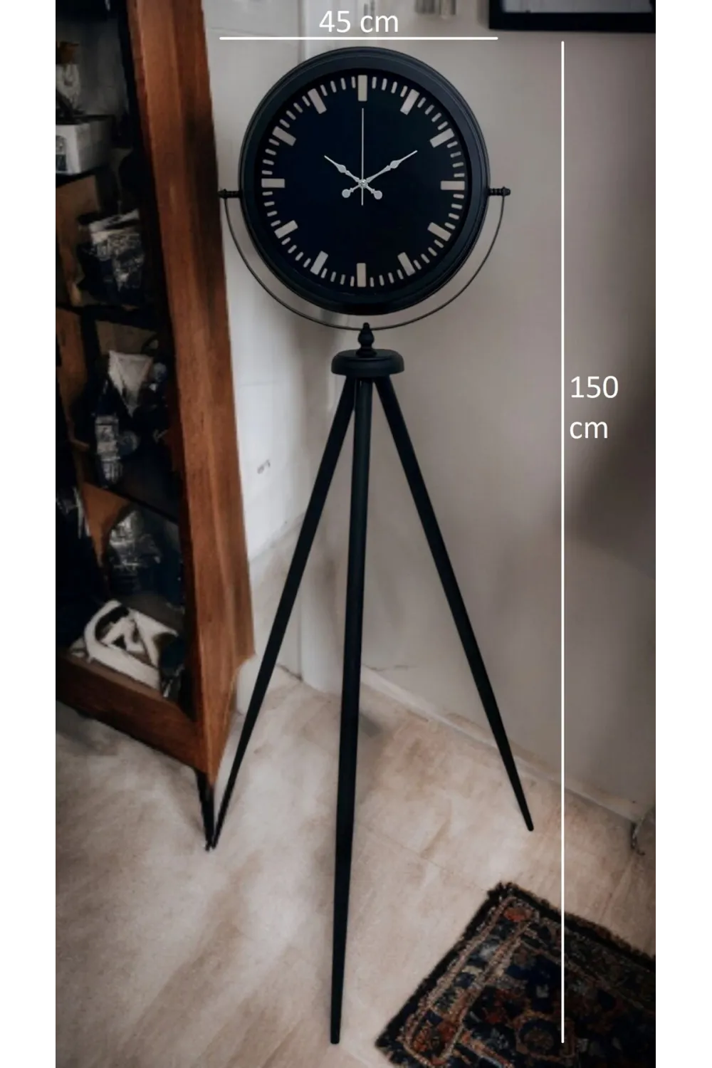 Siyah Lüks Sade Tripod Ayaklı Saat