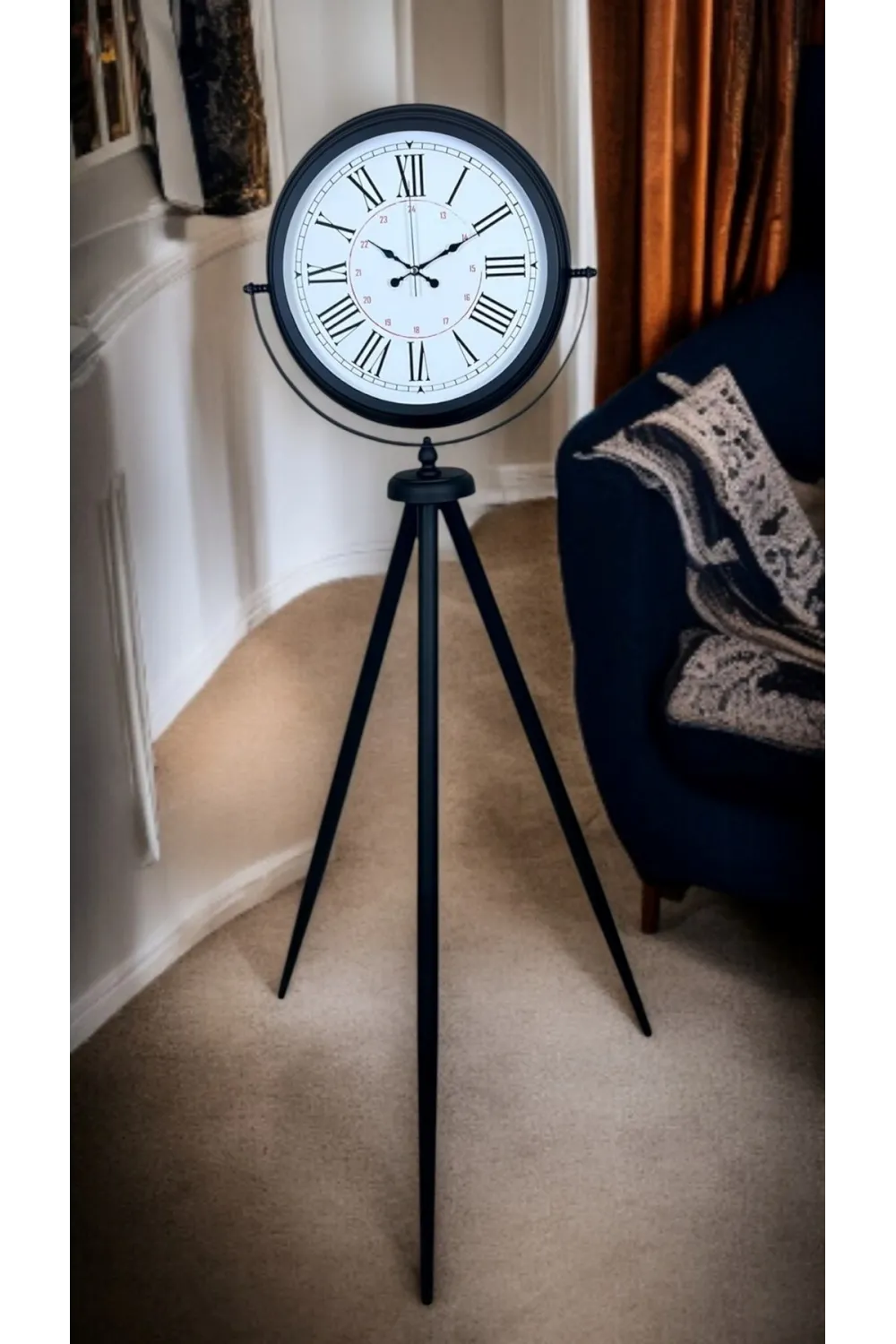 Siyah Roma Rakamlı Lüks Tasarım Tripod Ayaklı Saat