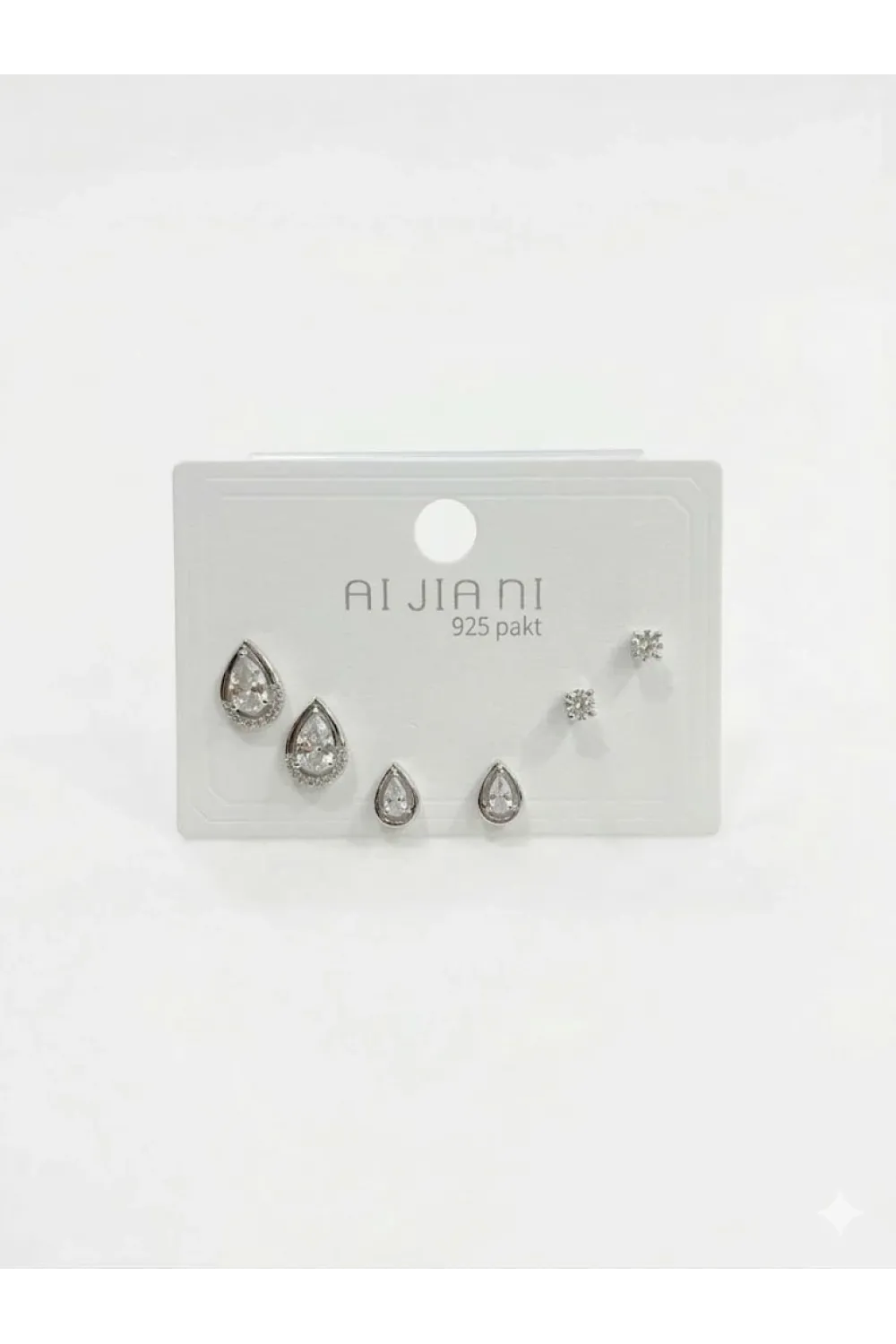 Su Damlası Detaylı Altılı Küpe - Kp00585