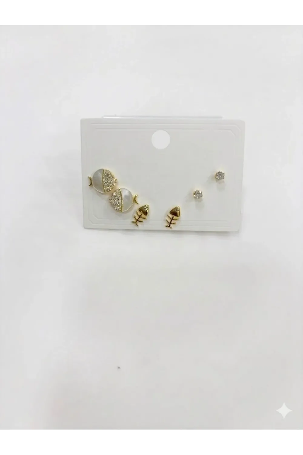 Tatlı Balık Ve Kılçık Detaylı Altılı Küpe - Kp00561