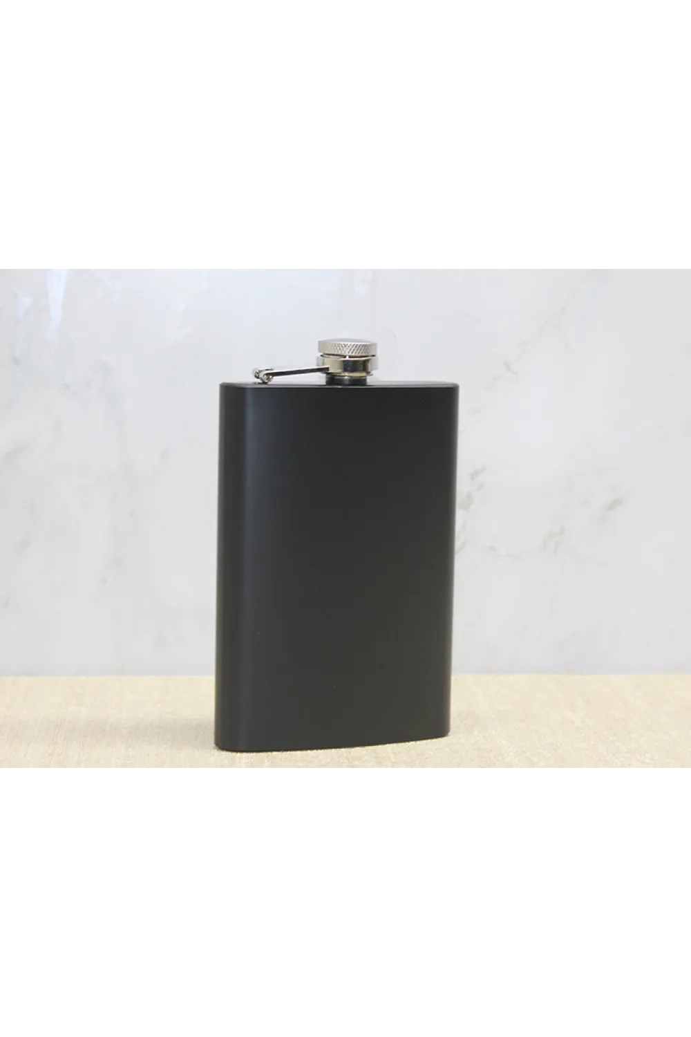 Tekli Siyah 9 Oz Matara