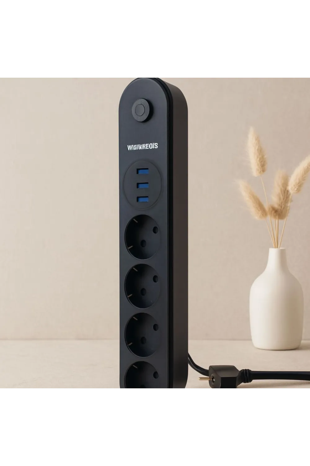 Termal Korumalı Anahtarlı 4lü Uzatma Kablosu 3 USB 2 m