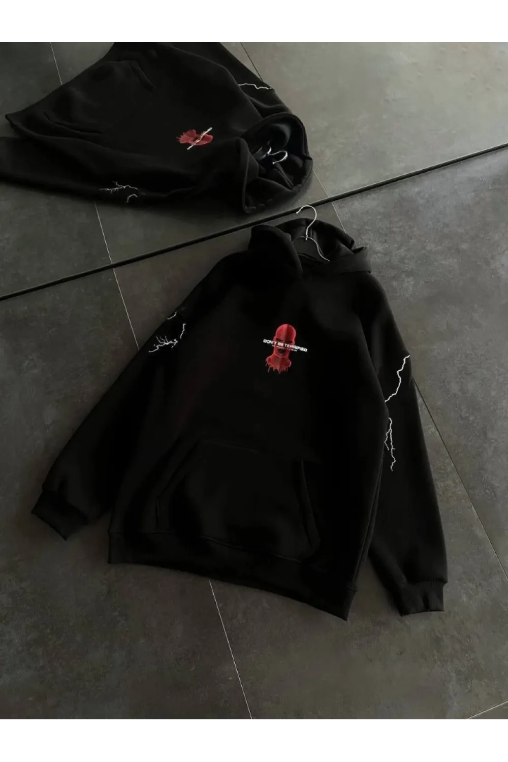 Üç İplik Kapşonlu Baskılı Oversize SweatShirt- Siyah
