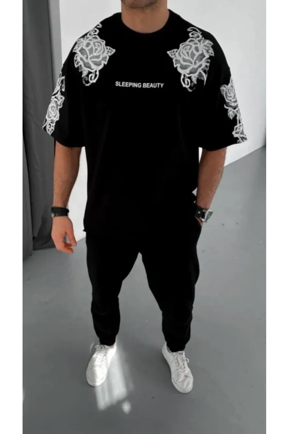Unisex Flok Kabartma Baskılı T-Shirt - Siyah