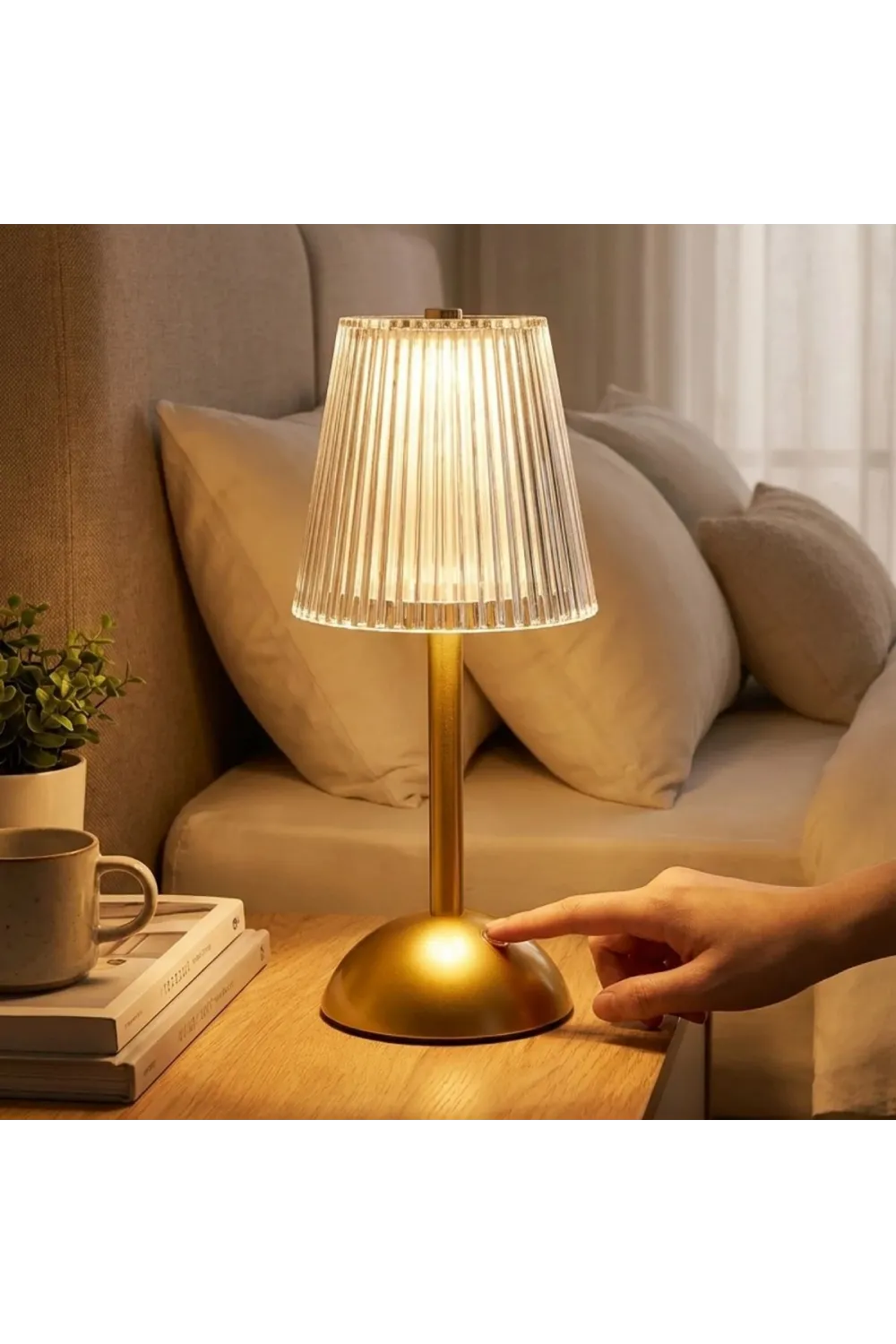 Uzun Klasik Çizgili Model Led Masa Lambası – Dokunmatik, 3 Renk Işık Modlu, Şarjlı Dekoratif Gece Lambası