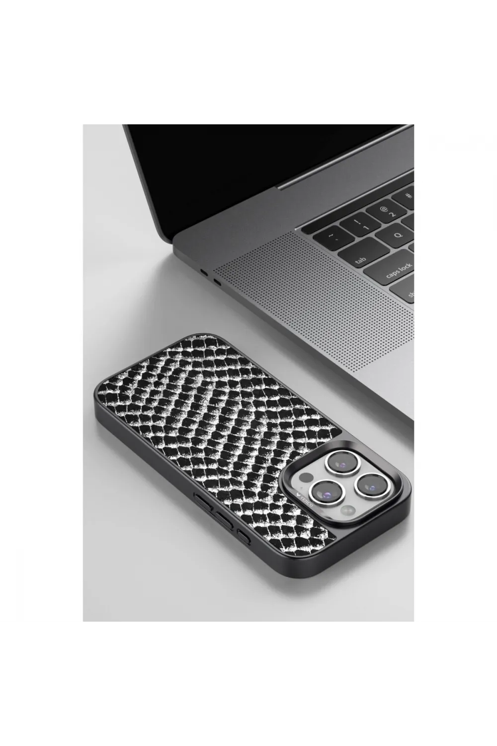 Venco Apple İphone 15 Pro Max Viper Kapak - Siyah