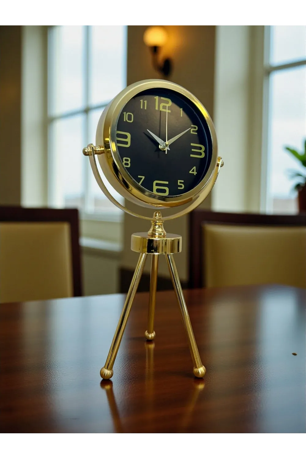 Vintage Prestige Üç Ayaklı Metal Masa Saati