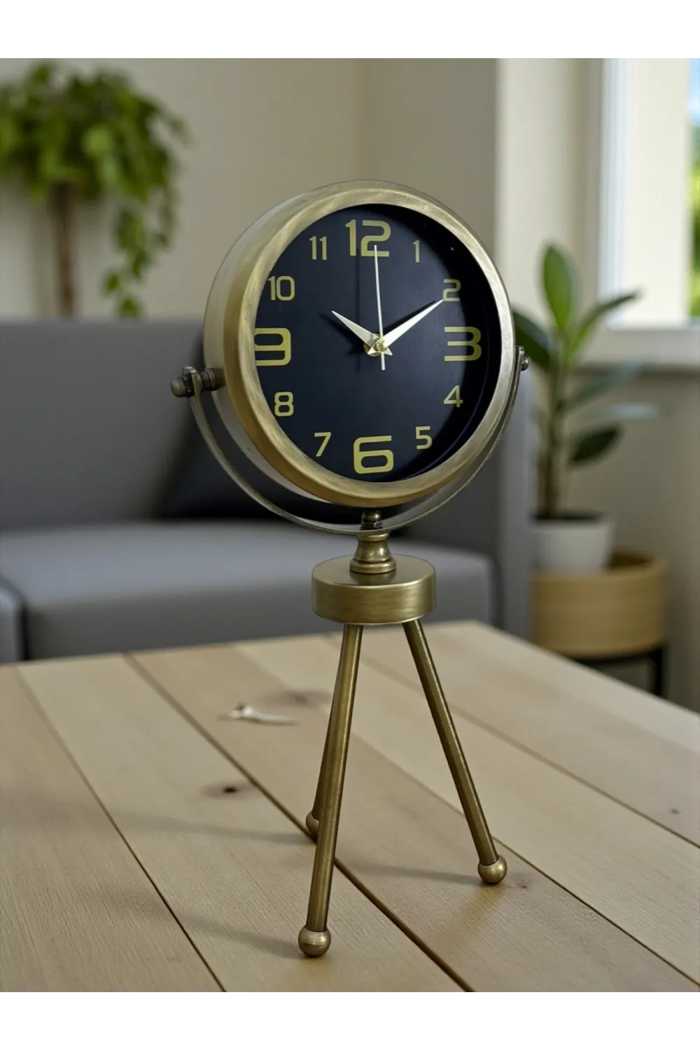 Vintage Tripod Eskitme Metal Üç Ayaklı Masa Saati