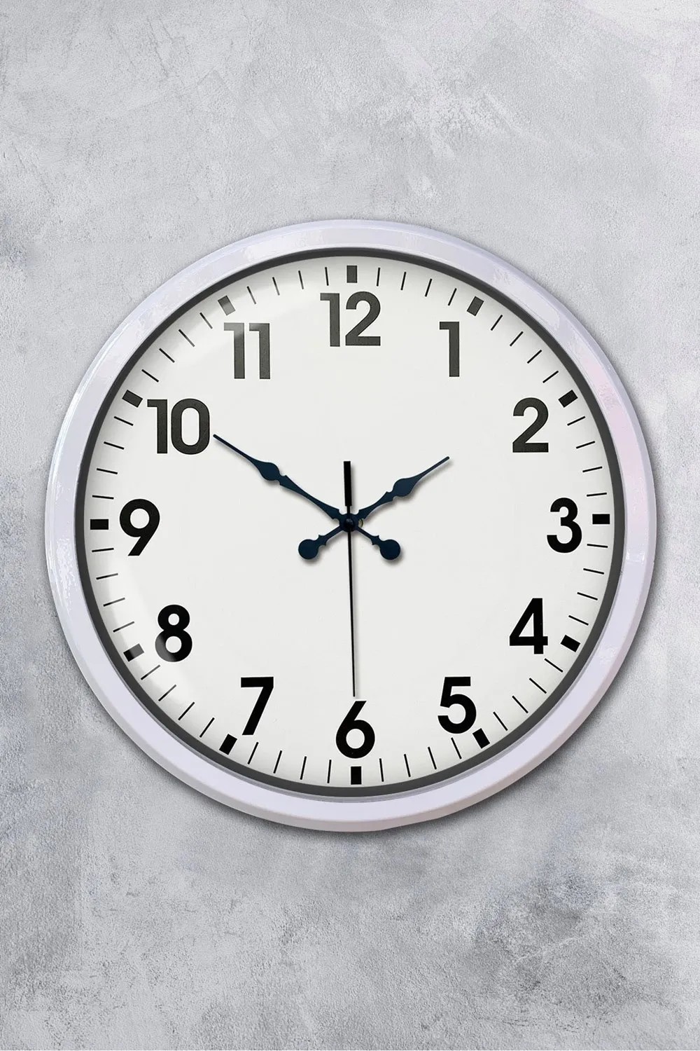 White Classic Modern 52 Cm Metal Duvar Saati