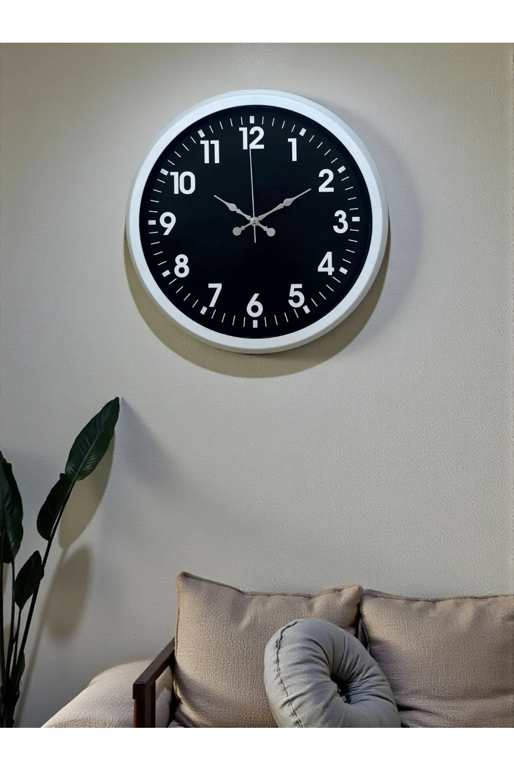White Pure Contrast 40 Cm Metal Duvar Saati