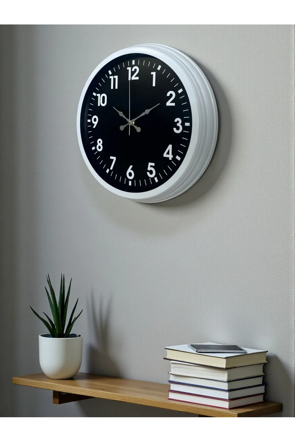 White Pure Contrast 40 Cm Metal Duvar Saati