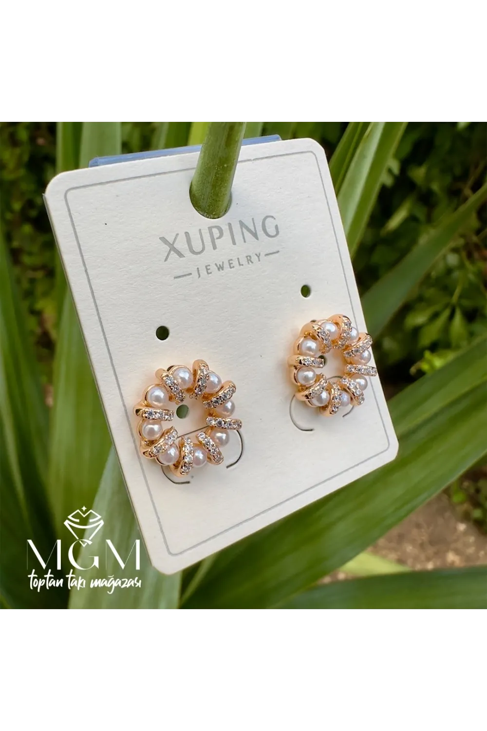 Xuping Taşlı İnci Detaylı Küpe - Kp00206