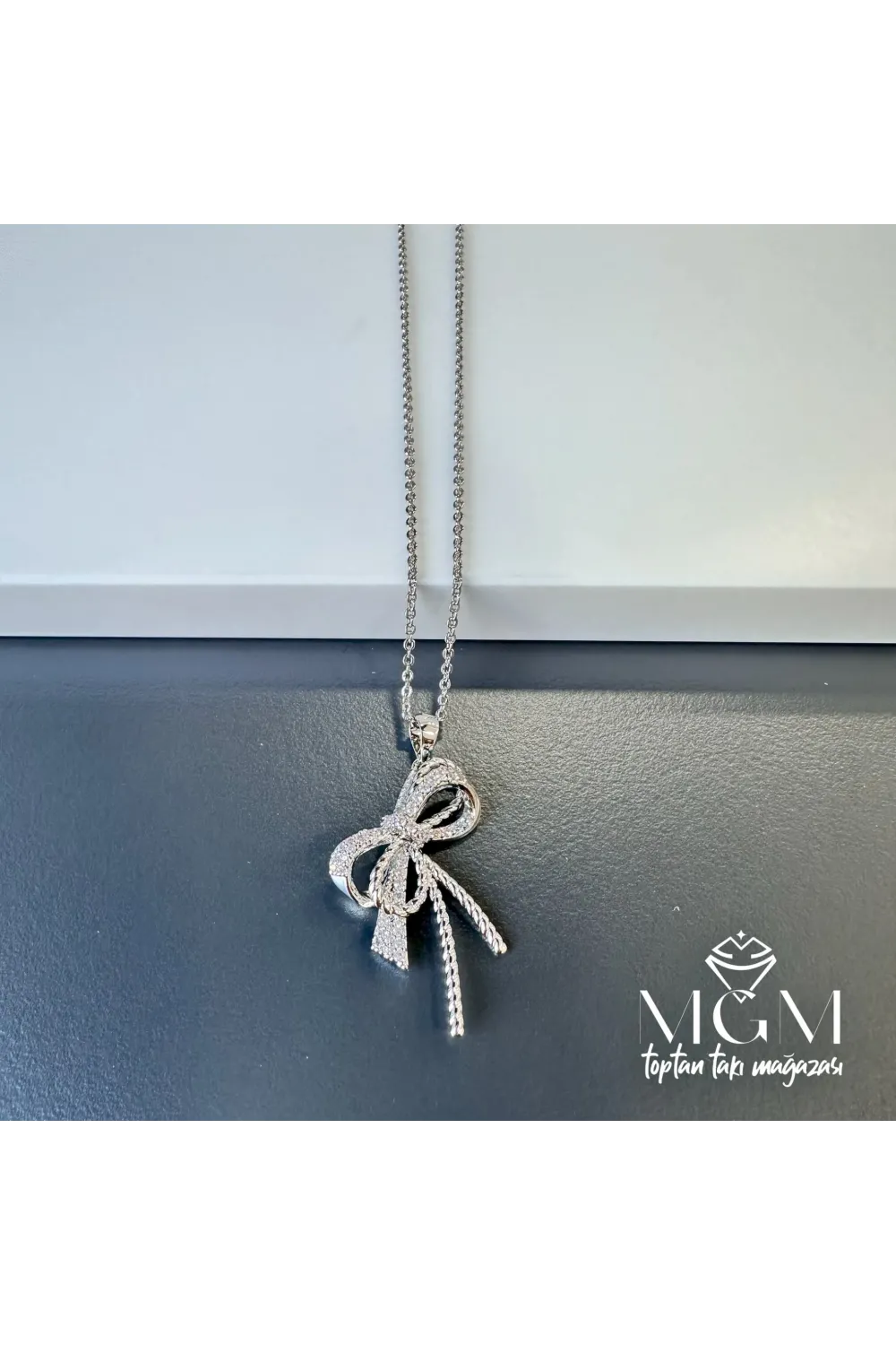 Zirkon Taşlı Fiyonk Kolye - Kl0020