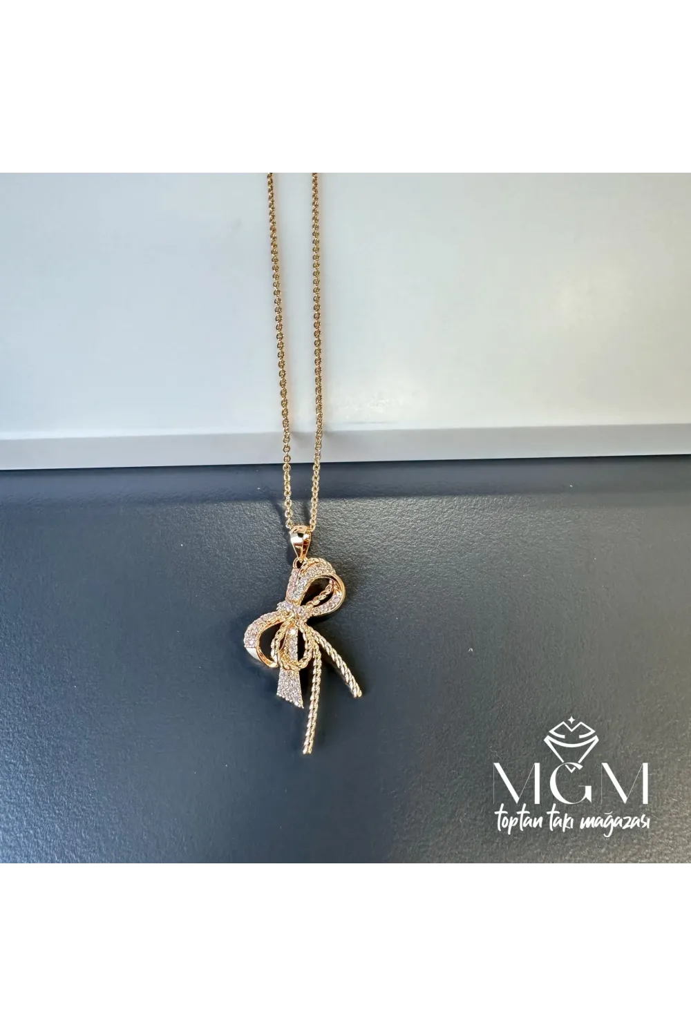 Zirkon Taşlı Fiyonk Kolye - Kl0021