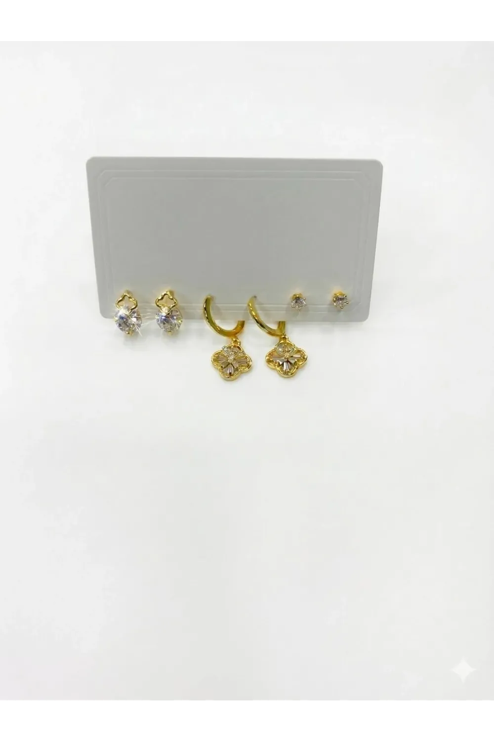   Zirkon Taşlı Pirinç Altılı  Kombin Küpe - Kp00580