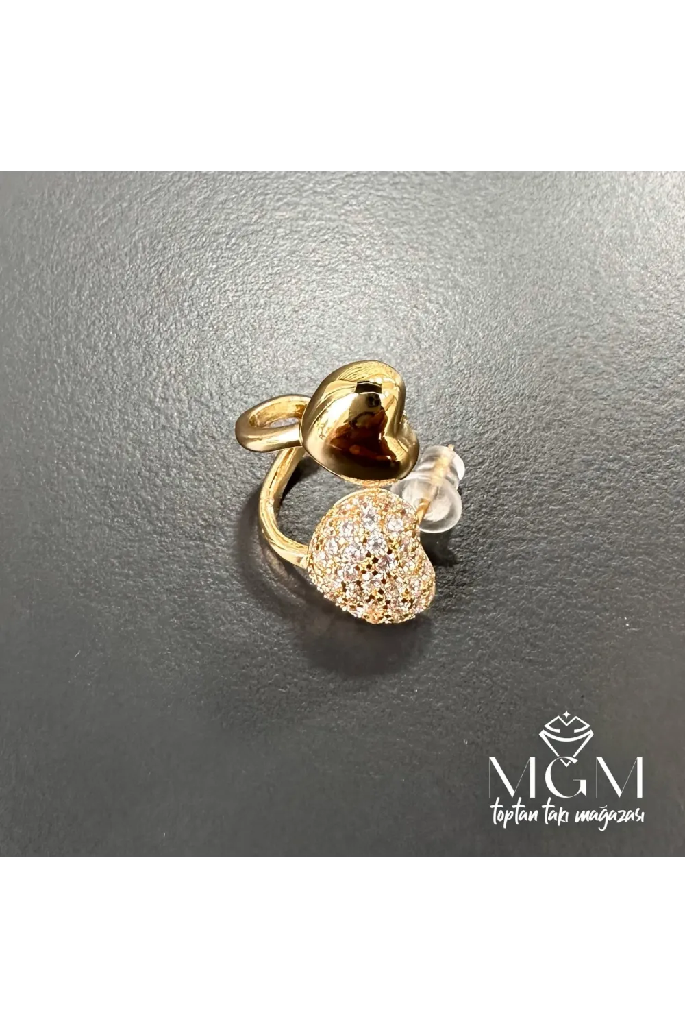 Zirkon Taşlı Pirinç Küpeler - Kp00136