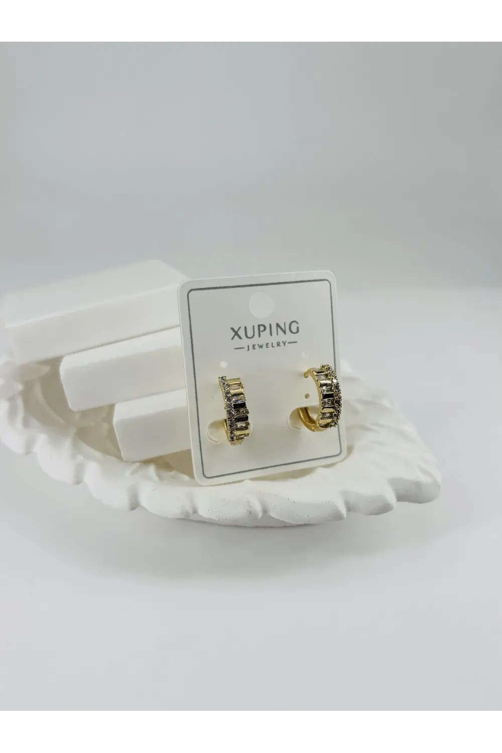Zirkon Taşlı Pirinç Zirkon Küpe - Kp00306