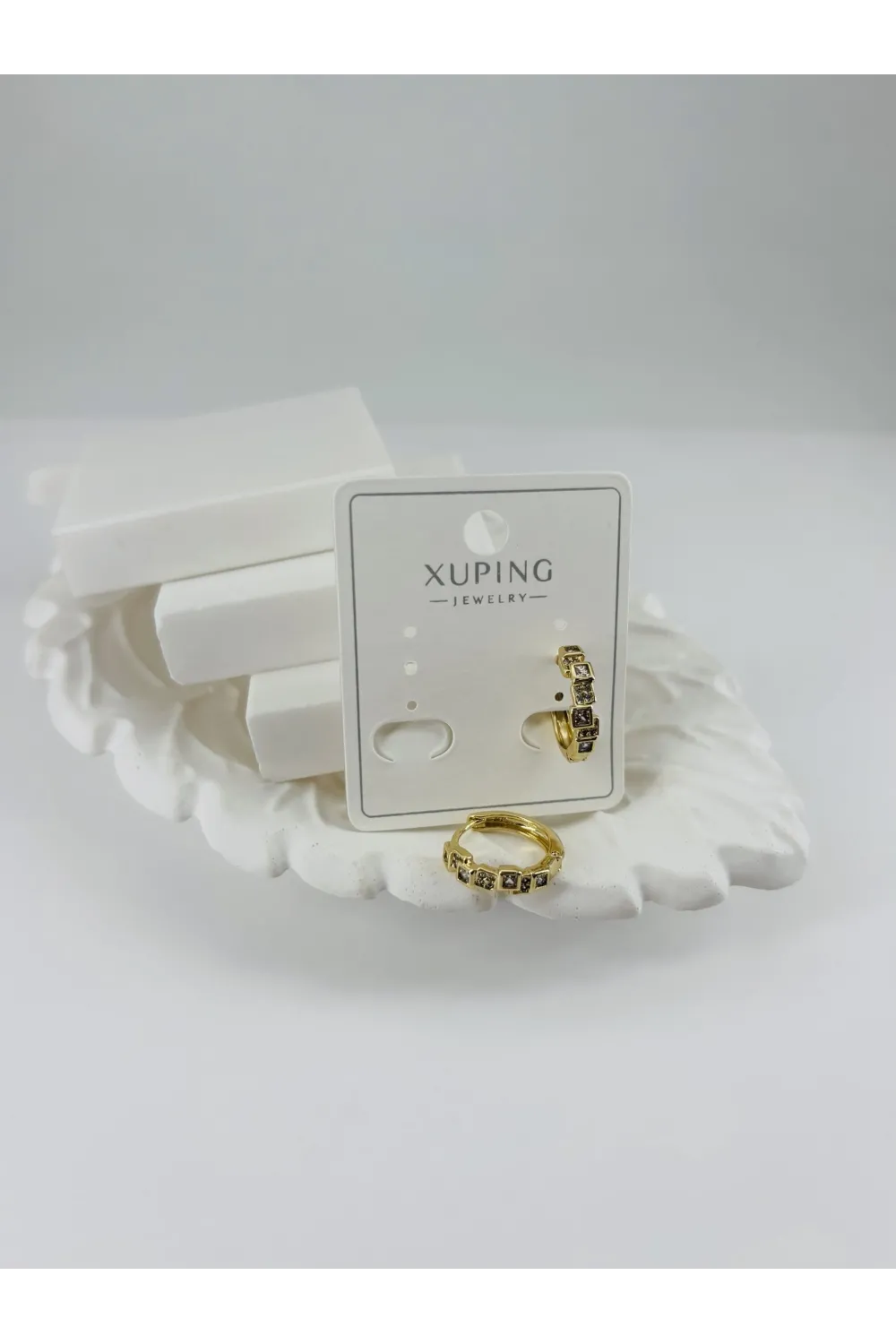 Zirkon Taşlı Pirinç Zirkon Küpe - Kp00309