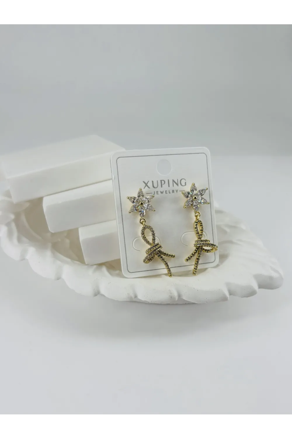 Zirkon Taşlı Pirinç Zirkon Küpe - Kp00362