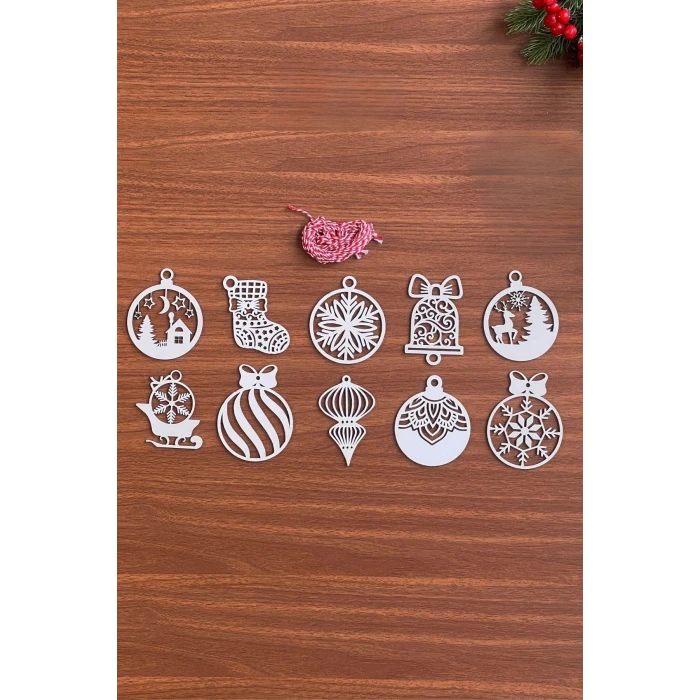 10 Parça Kırmızı Beyaz İpli Karışık Model Ahşap Yılbaşı Ağaç Süsü