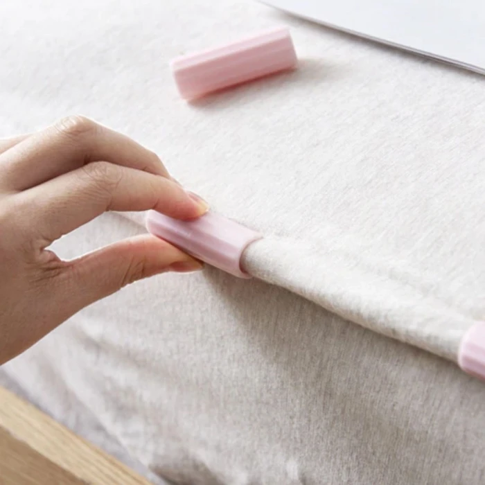 12 Adet Çok Amaçlı Çarşaf Tutucu, Sabitleyici ,Kaydırmaz Nevresim Örtü Düzenleyici Klipsler (4887)