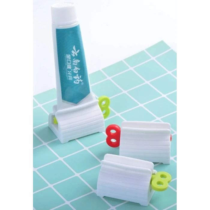 Çevirmeli Diş Macun Sıkacağı 1 Adet (4887)