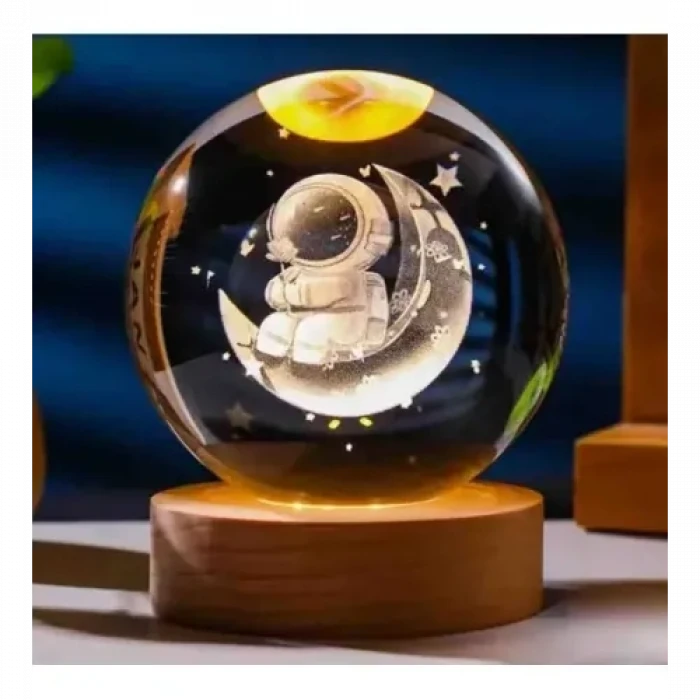 ieg™ Ay Üstünde Astronot Tasarımlı Cam Küre