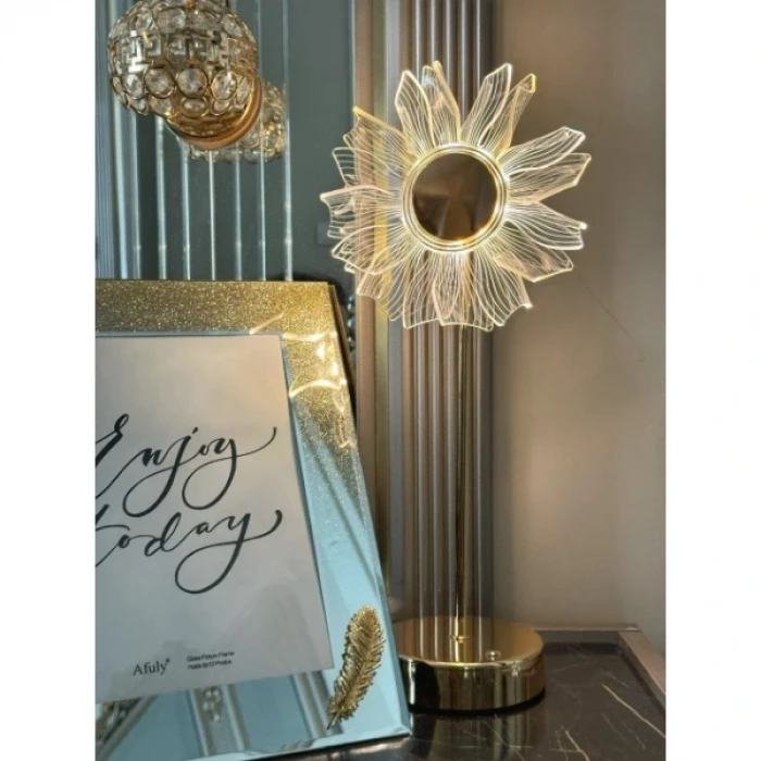 ieg™ Çiçek Tasarımlı LED Masa Lambası