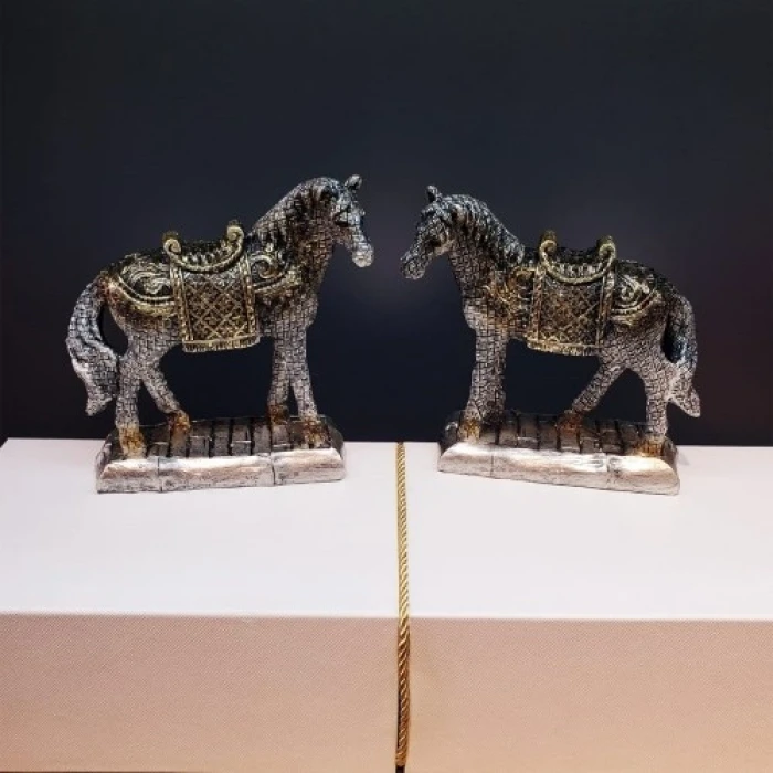 ieg™  Dekoratif At Biblosu