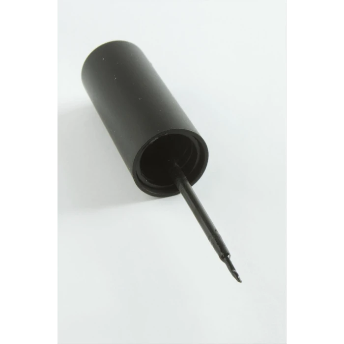 ieg™ Gabrini Matte Eyeliner Black